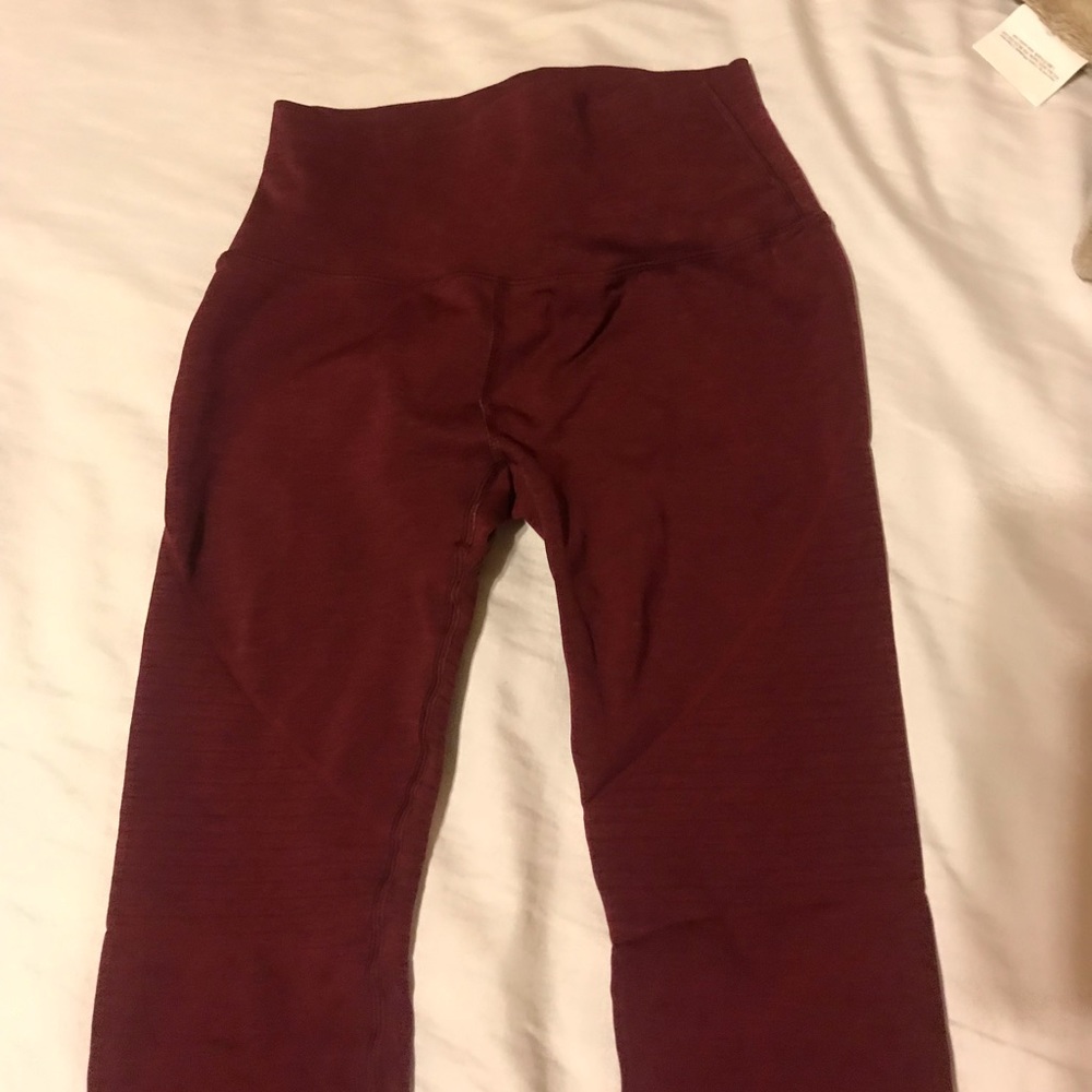 Alphalete revival leggings